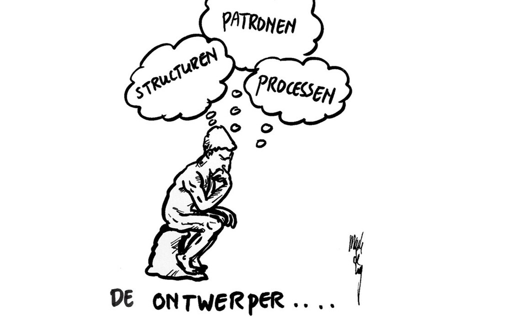 Catoontekening van een persoon in de houding van 'de Denker' et boven zijn hoofd denkballonnen met de woorden Structurerne, Patronen en Processen